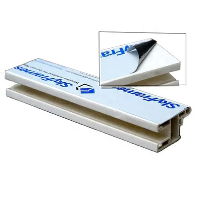 Un bon prix. Film protecteur de PE facile à enlever noir et blanc pour le panneau composé en aluminium pour le profil en ligne