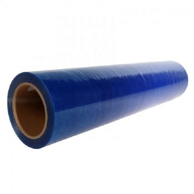 Un bon prix. Film de protection PE 50 microns en rouleau de 1240mm*200m et résistance à la chaleur de 60℃ pour la protection du verre en ligne