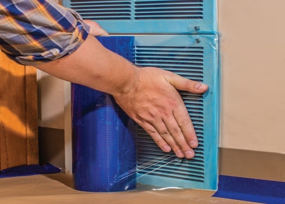 Un bon prix. Polyéthylène bleu clair d'anti d'éraflure de fenêtre film auto-adhésif de protection en ligne