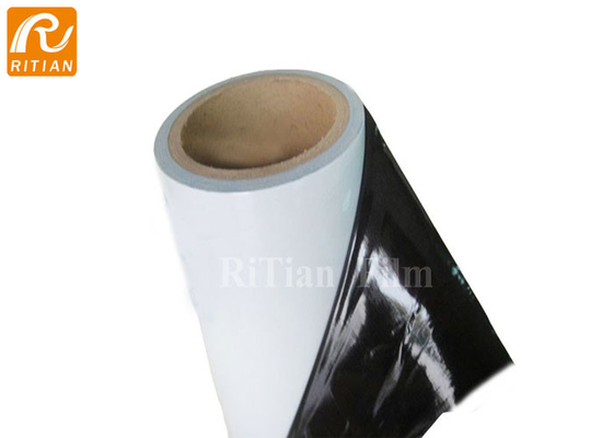 Un bon prix. Film protecteur de feuille en aluminium de panneau de PE pour le petit pain enorme extérieur composé de châssis de fenêtre de panneau en ligne