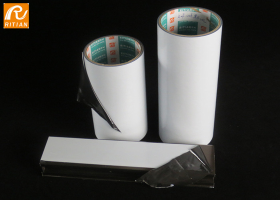Un bon prix. Film plastique en aluminium blanc noir de film protecteur pour le cadre en aluminium de fenêtre de feuille en ligne