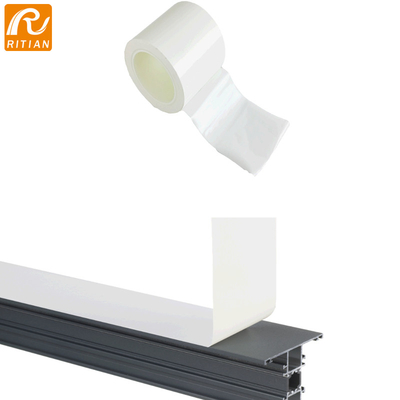 Un bon prix. film protecteur de PE de sablage de 0.08mm pour le profil en aluminium de Windows avec la copie en ligne