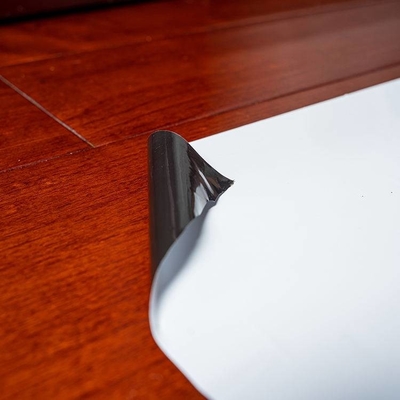 Un bon prix. Les profils en aluminium de film conducteur transparent protecteur en plastique noir et blanc d'acier inoxydable marbrent le film protecteur en ligne