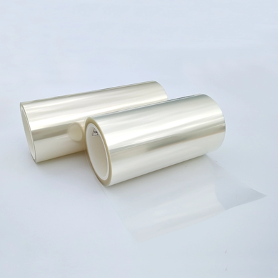 Un bon prix. Film de protection PET durable avec élimination sans résidus, allongement élevé et résistance aux UV pour la protection de la surface en ligne