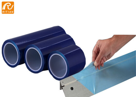 Un bon prix. Résistant aux UV 6 mois PE film protecteur avec peau propre Aucun résidu et 1240 mm de largeur pour la feuille de métal en ligne